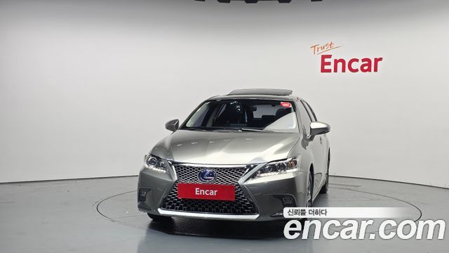 Lexus CT200h 1.8 Supreme ZWA10 - фото 2