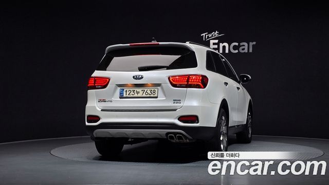 Kia Sorento Новый Diesel 2.2 2WD Noblesse - фото 3