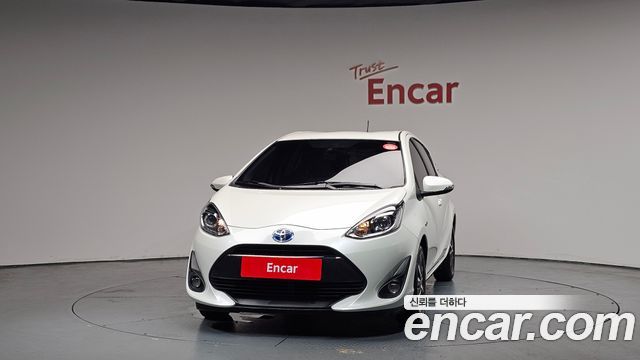 Toyota Prius 1.5 - фото 2