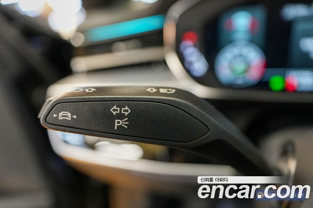 Audi A8 D5 55 TFSI Quattro LWB - фото 1