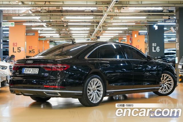 Audi A8 D5 55 TFSI Quattro LWB - фото 2