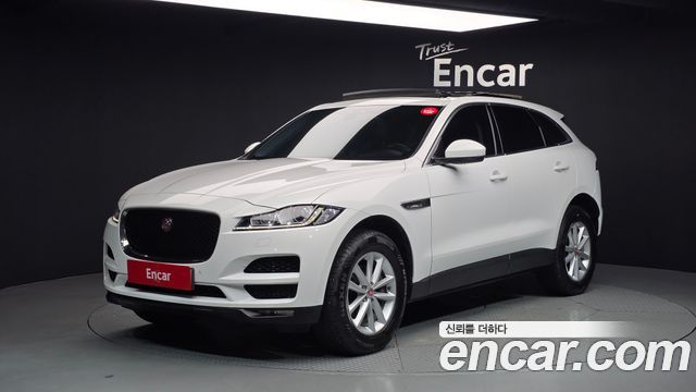 Jaguar F-PACE 20d Portfolio - фото 0