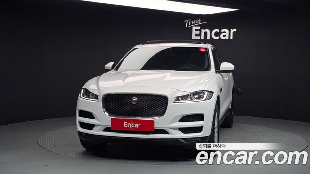 Jaguar F-PACE 20d Portfolio - фото 2