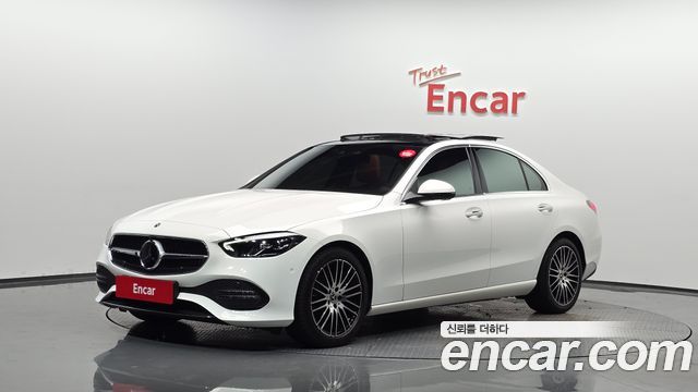 Mercedes-Benz C-Class W206 C300 4MATIC Avantgarde - фото 0