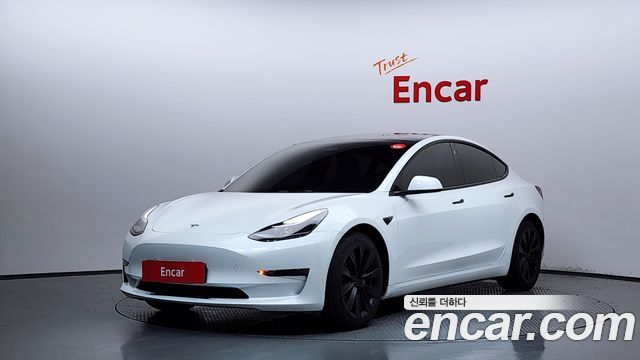 Tesla Model 3 RWD - фото 0