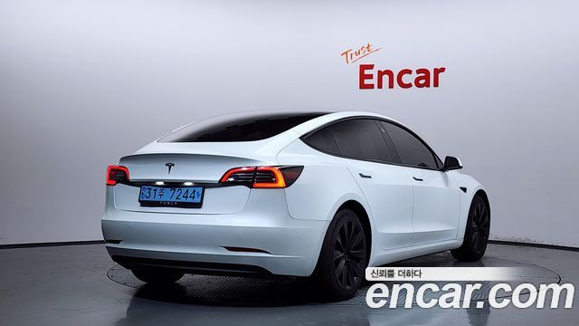Tesla Model 3 RWD - фото 1