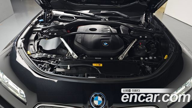 BMW 7-Series G70 750e xDrive M Sport - фото 4