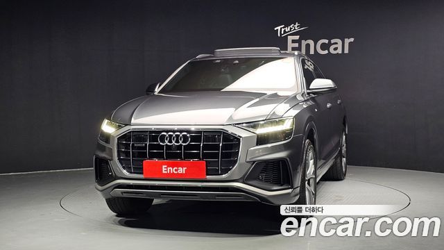 Audi Q8 50 TDI Quattro Premium - фото 2
