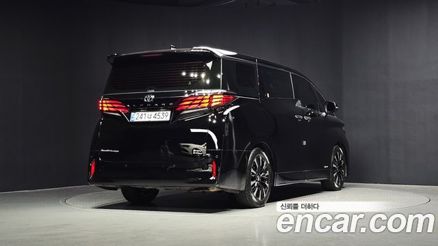 Toyota Alphard 4-го поколения 2.5 HEV Executive AWD - фото 1