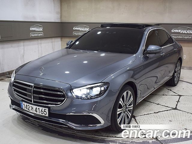 Mercedes-Benz E-Class W213 E450 4MATIC Exclusive - фото 0