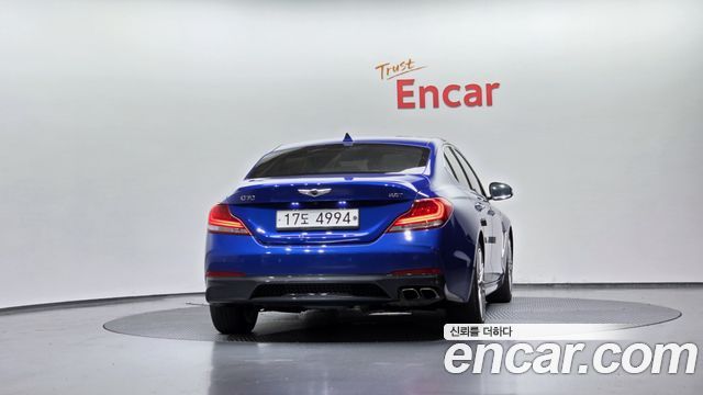 Genesis G70 2.0T Elite - фото 3