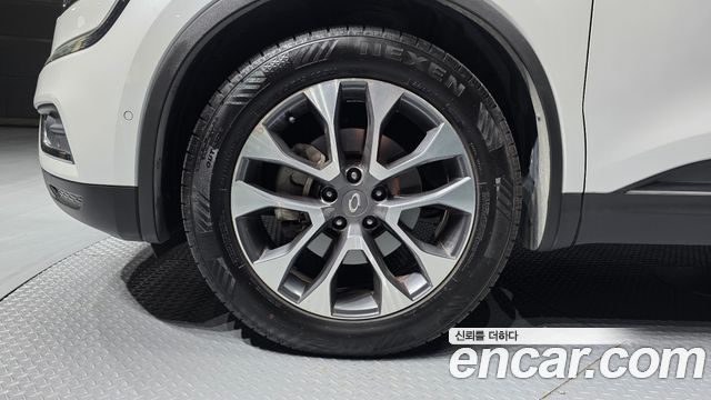Renault Samsung QM6 Diesel 2WD RE Signature - фото 4
