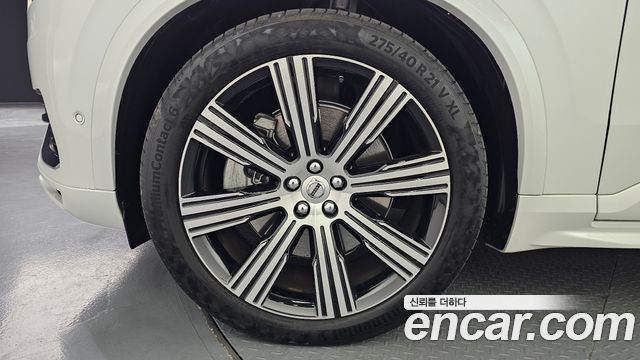 Volvo XC90 2-го поколения T8 Ultimate Bright Hybrid - фото 4