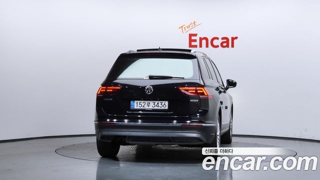 Volkswagen Tiguan 2-го поколения 2.0 TDI 4Motion Prestige - фото 3