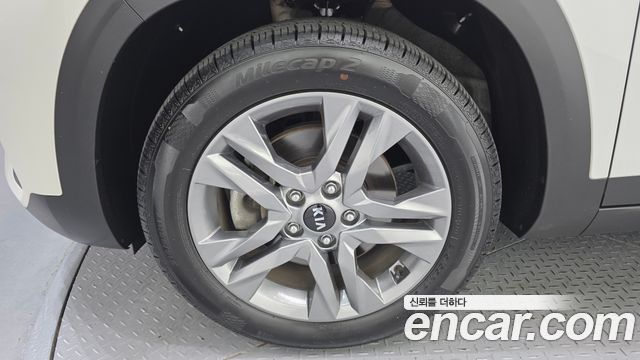 Kia Seltos Gasoline 1.6 Turbo 2WD Prestige - фото 4