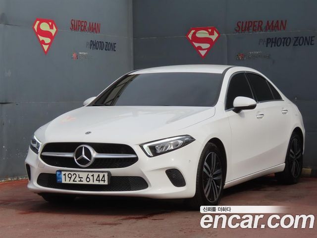 Mercedes-Benz A-Class W177 A220 Sedan - фото 0