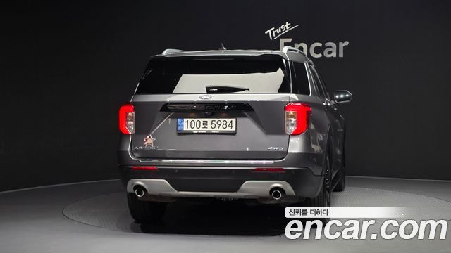 Ford Explorer 6-го поколения 2.3 LimIted 4WD - фото 3