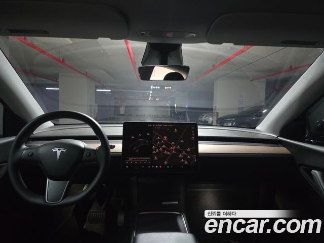 Tesla Model Y Long Range AWD - фото 2