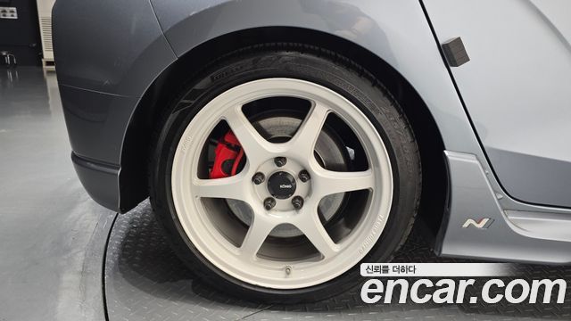 Hyundai Veloster JS 2.0 N - фото 4