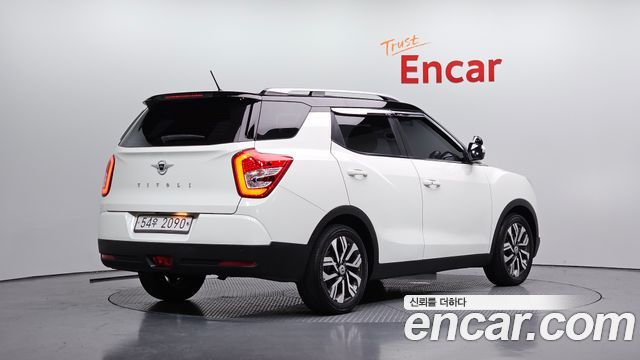 SsangYong Tivoli 1.6 RX 2WD - фото 1