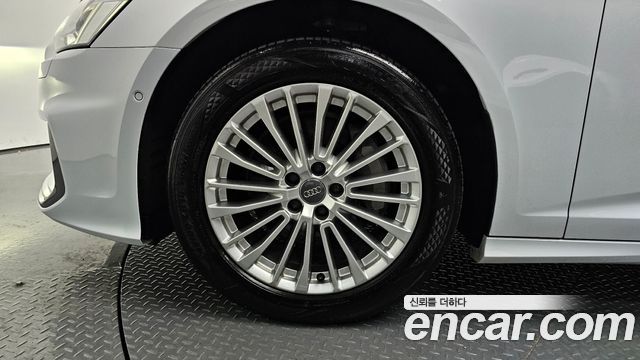 Audi A6 C8 45 TFSI Premium - фото 4