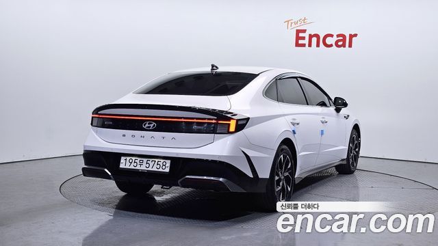 Hyundai Sonata DN8 2.0 LPG(Taxi) Mobility - фото 1