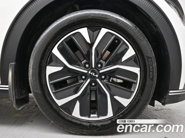 Kia EV6 Standard 4WD Air - фото 4