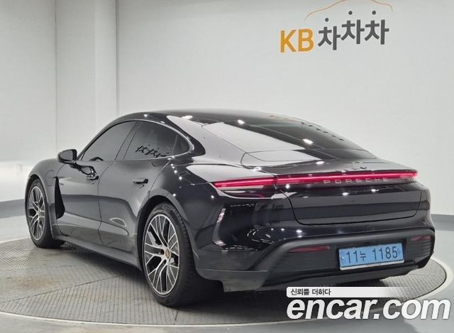 Porsche Taycan Base - фото 2