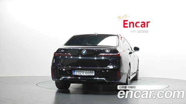 BMW 7-Series G70 740i xDrive M Sport Limited - фото 3