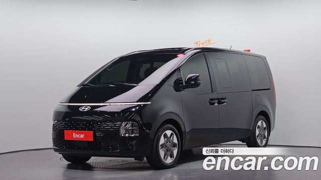 Hyundai Staria HEV 1.6 Tourer 9-Seater Modern - фото 0