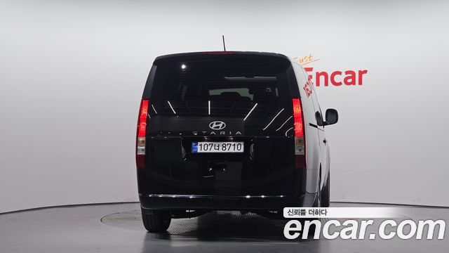 Hyundai Staria HEV 1.6 Tourer 9-Seater Modern - фото 3