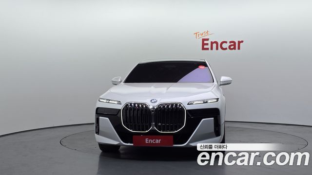BMW 7-Series G70 740d xDrive M Sport - фото 2