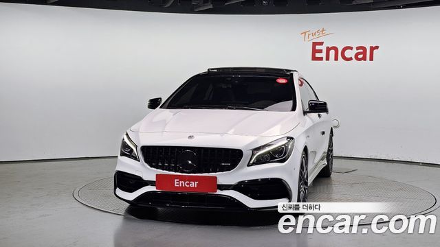 Mercedes-Benz CLA-Class C117 CLA45 AMG 4MATIC - фото 2
