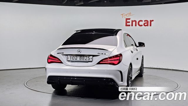 Mercedes-Benz CLA-Class C117 CLA45 AMG 4MATIC - фото 3