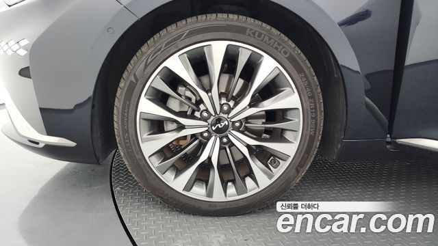 Kia K8 2.5 Gasoline 2WD Signature - фото 4