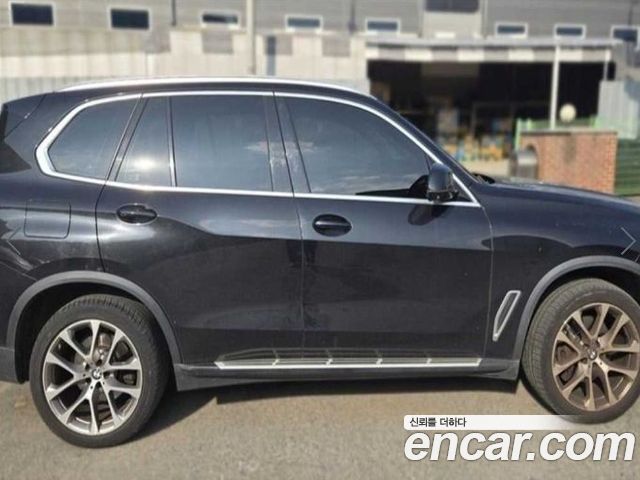 BMW X5 G05 xDrive 30d xLine - фото 2