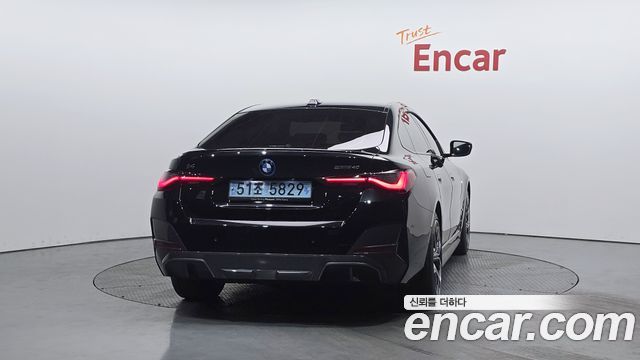 BMW i4 eDrive40 M Sports Pro - фото 3