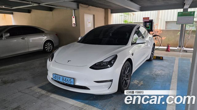 Tesla Model 3 Long Range AWD - фото 0
