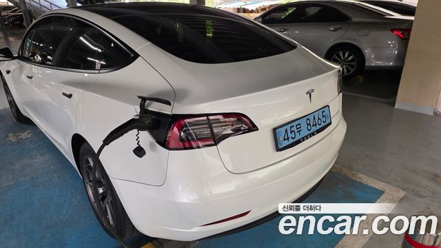 Tesla Model 3 Long Range AWD - фото 3
