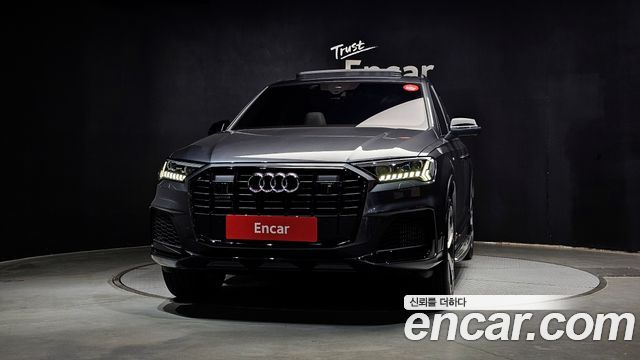 Audi Q7 55 TFSI Quattro Premium - фото 2