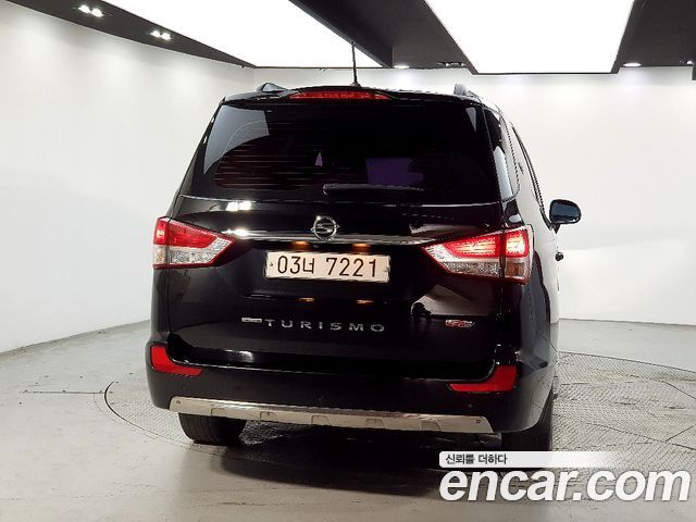 SsangYong Korando 4WD TX 9-seater - фото 2