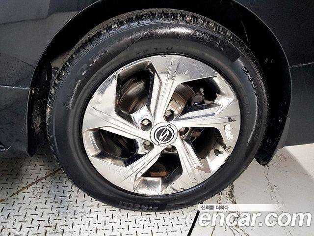 SsangYong Korando 4WD TX 9-seater - фото 4
