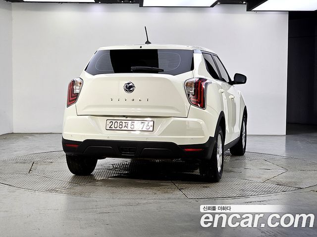 SsangYong Tivoli Gasoline 1.5 2WD V3 - фото 2