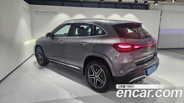 Mercedes-Benz EQA H243 EQA250 AMG Line - фото 2