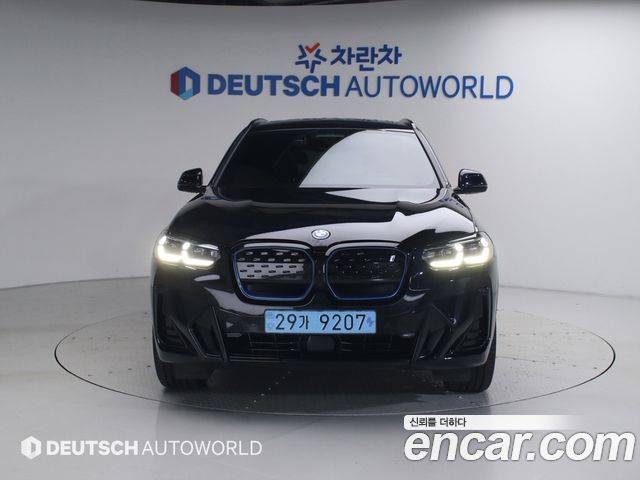 BMW iX3 M Sports - фото 2