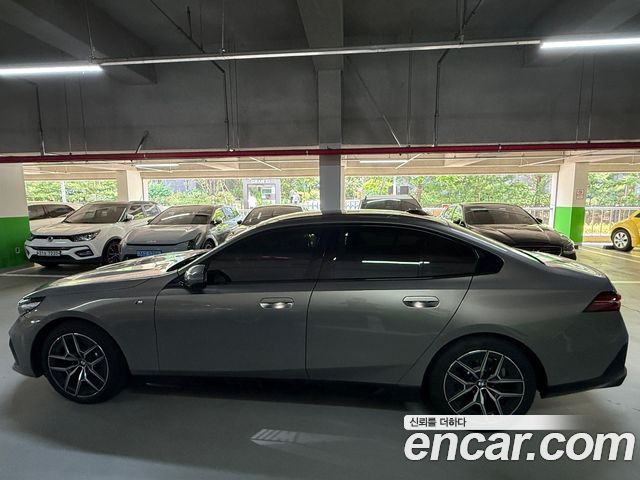 BMW 5-Series G60 520i M Sport - фото 2