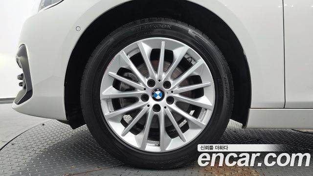 BMW 2-Series F45 Luxury - фото 3