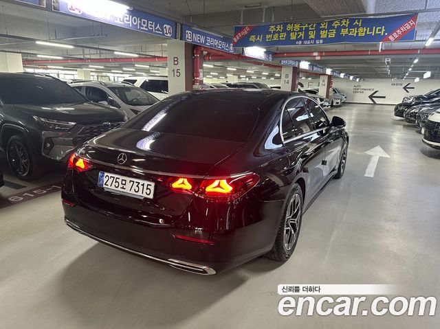 Mercedes-Benz E-Class W214 E200 Avantgarde - фото 4