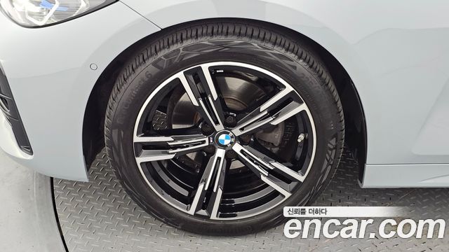 BMW 4-Series G22 420i M Sport Convertible - фото 4
