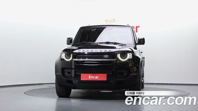 Land Rover Defender L663 110 D300 HSE - фото 2